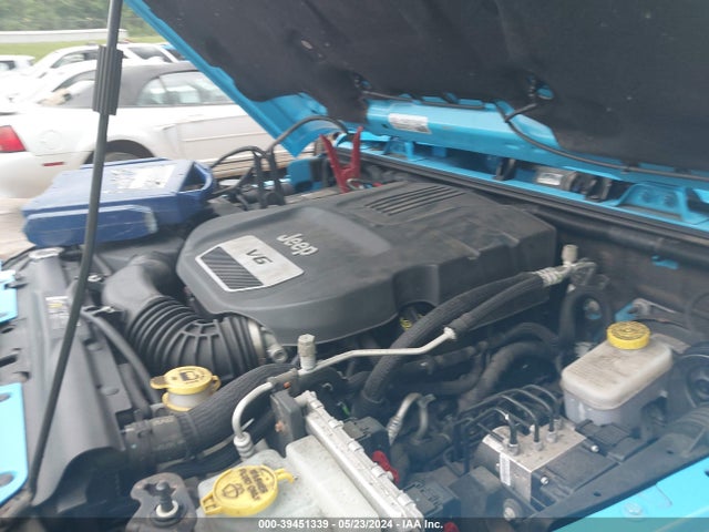 1C4BJWEG0HL696237 Jeep Wrangler Unlimited Sahara 4x4
