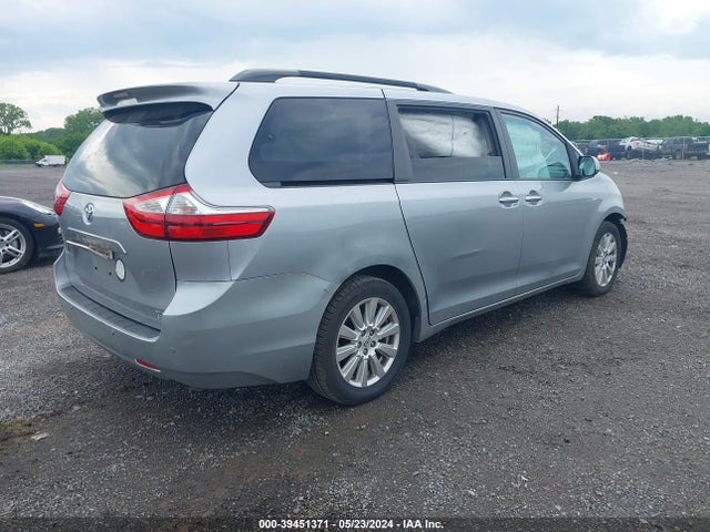 Toyota Sienna Xle 7 Passenger 2017 5TDDZ3DC8HS172489 Image 4