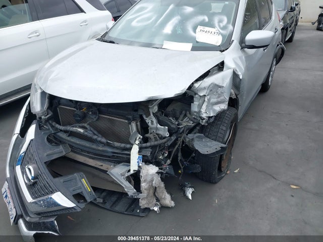 Nissan ROGUE S 2017 KNMAT2MV9HP554363 Image 12