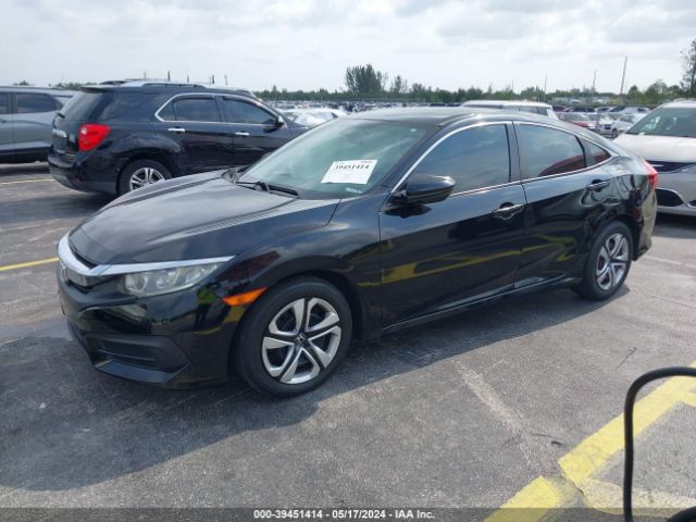 19XFC2F58JE024393 Honda Civic Lx