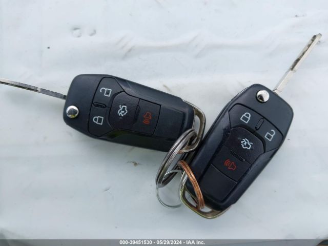3FA6P0T92GR116333 Ford FUSION SE