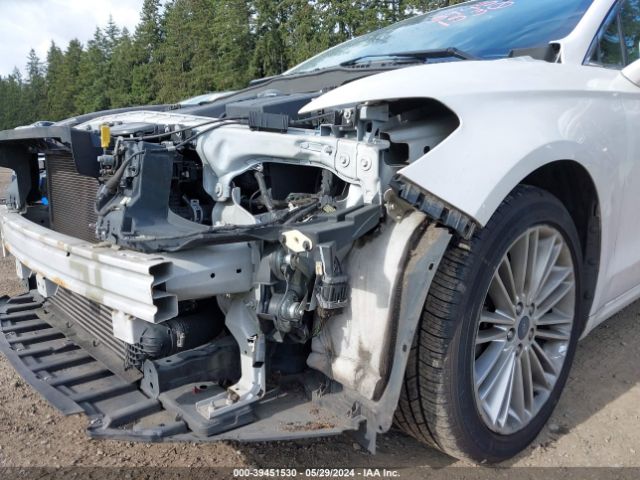3FA6P0T92GR116333 Ford FUSION SE