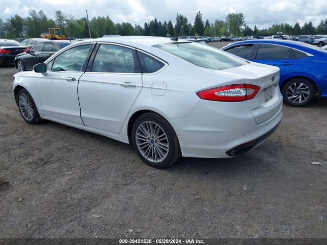 3FA6P0T92GR116333 Ford FUSION SE