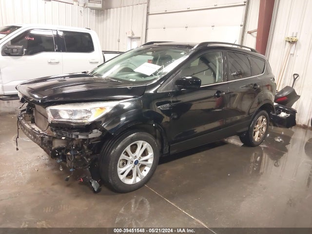 Ford ESCAPE SE 2018 1FMCU9GD1JUA22805 Image 2