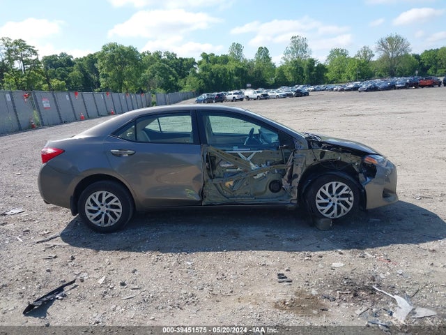 Toyota COROLLA LE 2017 2T1BURHE7HC838917 Image 13