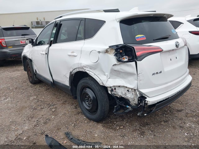 Toyota RAV4 LE 2016 2T3ZFREV1GW311053 Image 3
