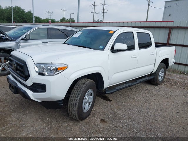 3TYCZ5AN3PT132935 Toyota Tacoma Sr V6