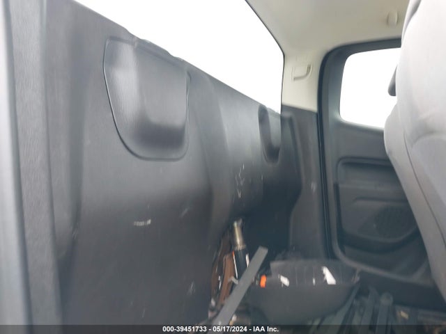 Chevrolet Colorado Wt 2018 1GCHSBEA0J1310798 Image 8