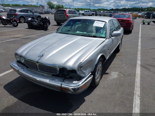 2002 JAGUAR XJ8 SAJDA14C62LF46428 Photo 1