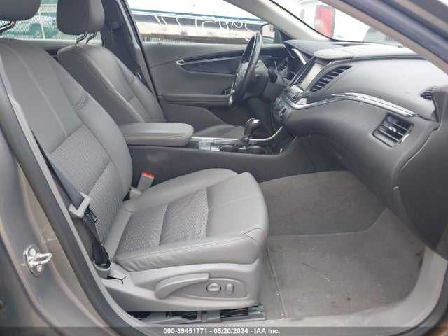 Chevrolet IMPALA 1LT 2018 2G1105S30J9151963 Image 5