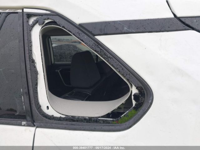 2T3W1RFV0RW313072 Toyota Rav4 Xle