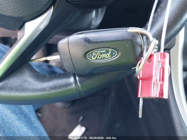 3FA6P0HD1FR197031 Ford FUSION SE