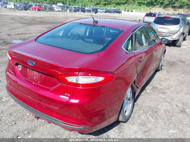 3FA6P0HD1FR197031 Ford FUSION SE