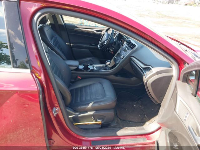 3FA6P0HD1FR197031 Ford FUSION SE