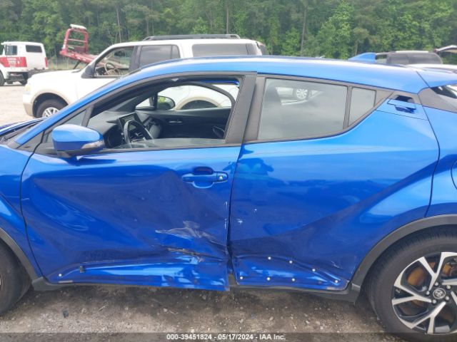 NMTKHMBX3JR026947 Toyota C-hr Xle Premium