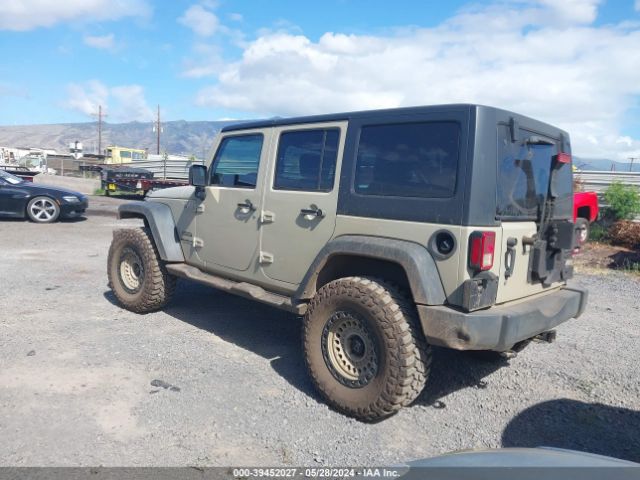 1C4BJWDG1HL573872 Jeep Wrangler Unlimited Sport 4x4