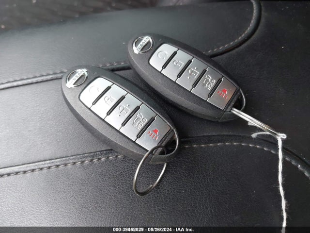 Nissan ROGUE SV 2019 5N1AT2MV8KC768769 Image 11