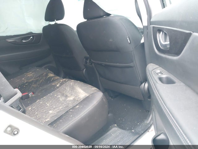 Nissan ROGUE SV 2019 5N1AT2MV8KC768769 Image 8