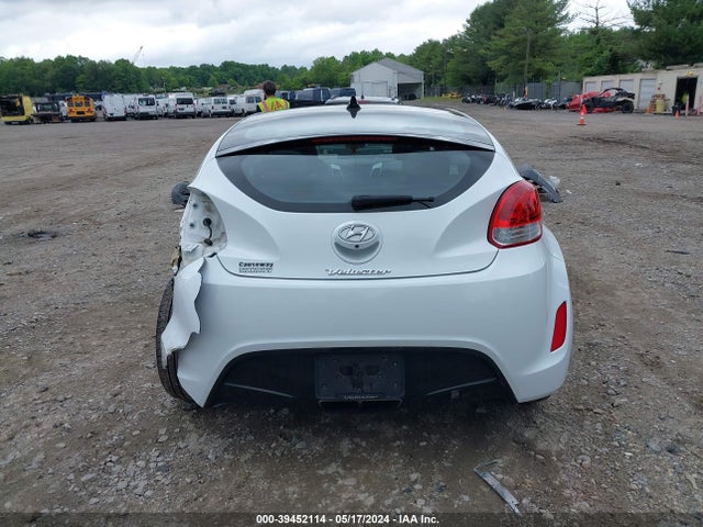 Hyundai Veloster Value Edition 2017 KMHTC6AD7HU321333 Image 16