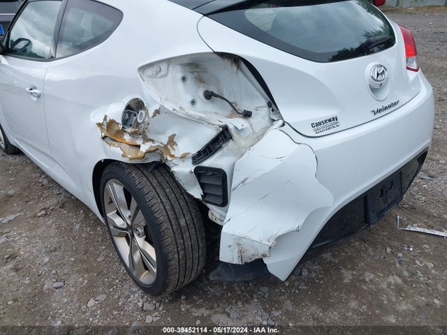 Hyundai Veloster Value Edition 2017 KMHTC6AD7HU321333 Image 6