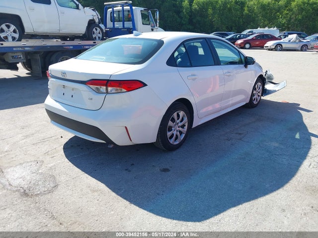 Toyota COROLLA LE 2022 5YFEPMAE2NP343490 Image 4