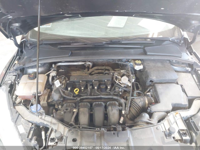 Ford FOCUS SE 2017 1FADP3F25HL271966 Image 10