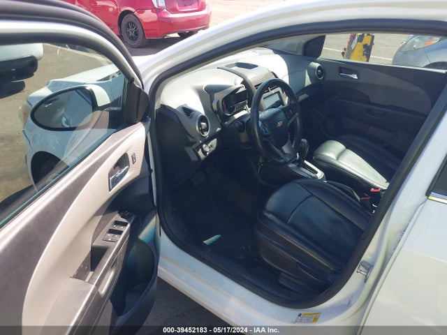 Chevrolet Sonic Ltz Auto 2015 1G1JE5SB5F4210637 Image 5