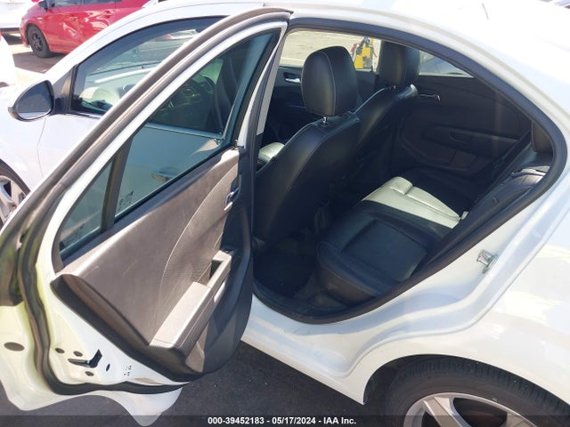 Chevrolet Sonic Ltz Auto 2015 1G1JE5SB5F4210637 Image 8