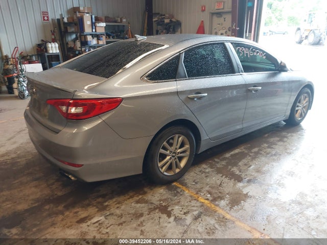 Hyundai SONATA SE 2016 5NPE24AF0GH375376 Image 4