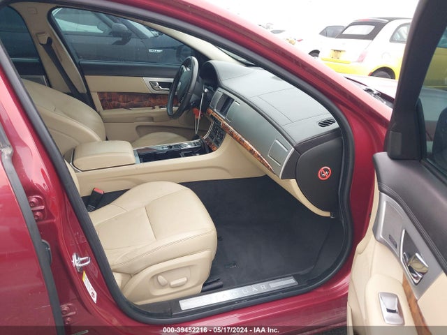 2013 JAGUAR XF SAJWA0E72D8S70479 Photo 4