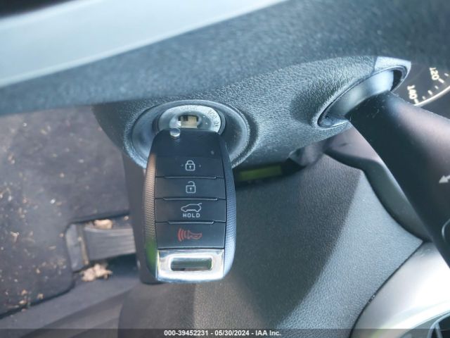 5XYPG4A38JG421177 KIA Sorento 2.4l Lx