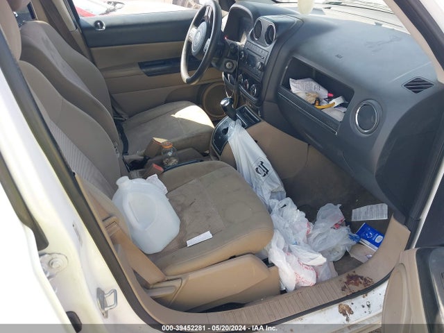 Jeep Patriot Altitude 2014 1C4NJPBA4ED704073 Image 5