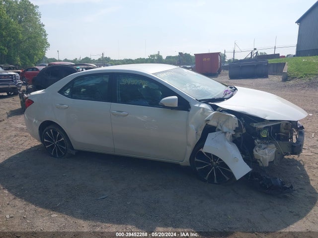 Toyota COROLLA SE 2018 5YFBURHE6JP758658 Image 14