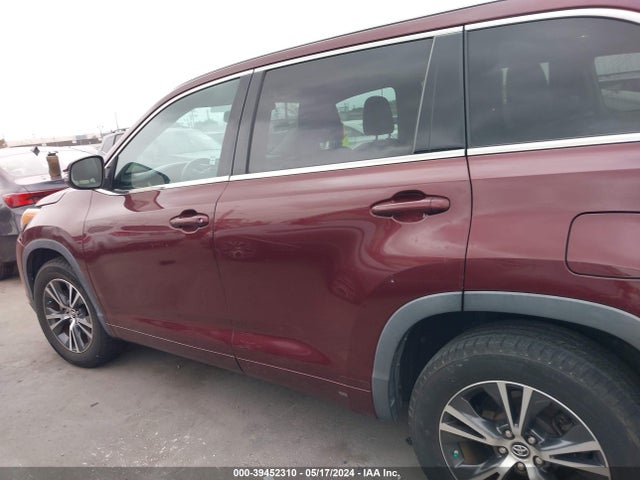 Toyota Highlander Xle V6 2016 5TDKKRFH9GS185385 Image 13