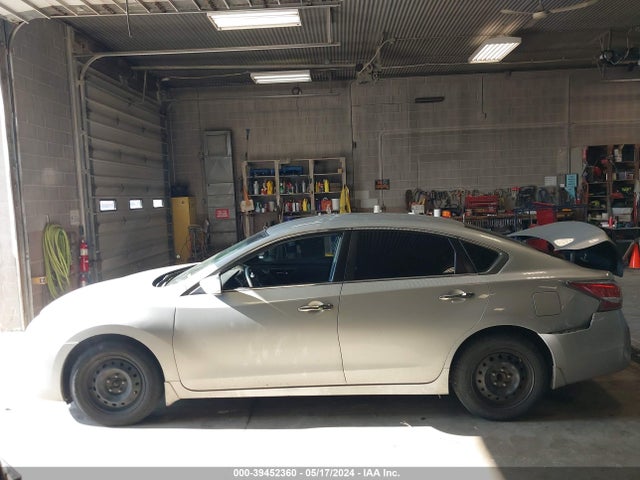 Nissan Altima 2.5 S 2015 1N4AL3AP8FC232416 Image 14