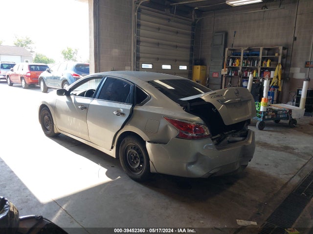 Nissan Altima 2.5 S 2015 1N4AL3AP8FC232416 Image 3