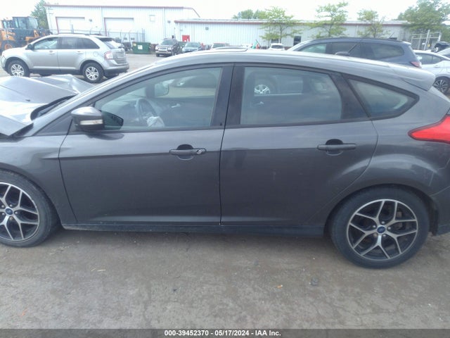 Ford FOCUS SEL 2018 1FADP3M26JL310895 Image 14