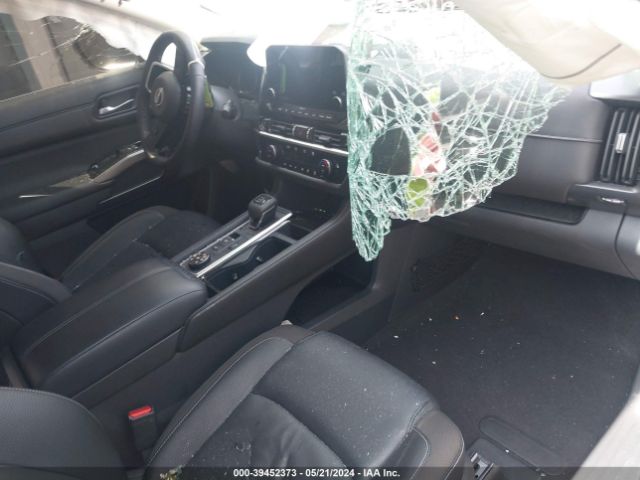 5N1DR3CC1NC272766 Nissan Pathfinder Sl 4wd