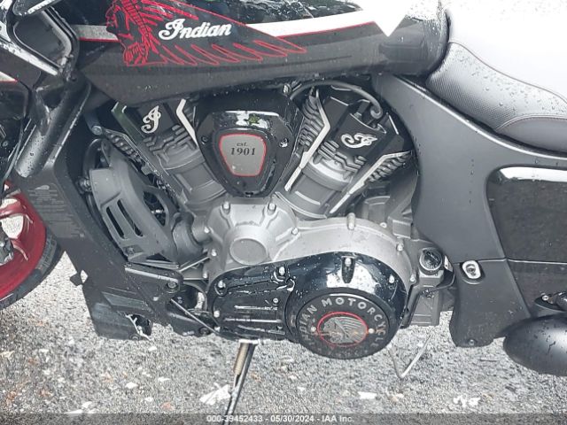 2024 INDIAN MOTORCYCLE CO. CHALLENGER 56KLCERR9R3425631 Photo 8
