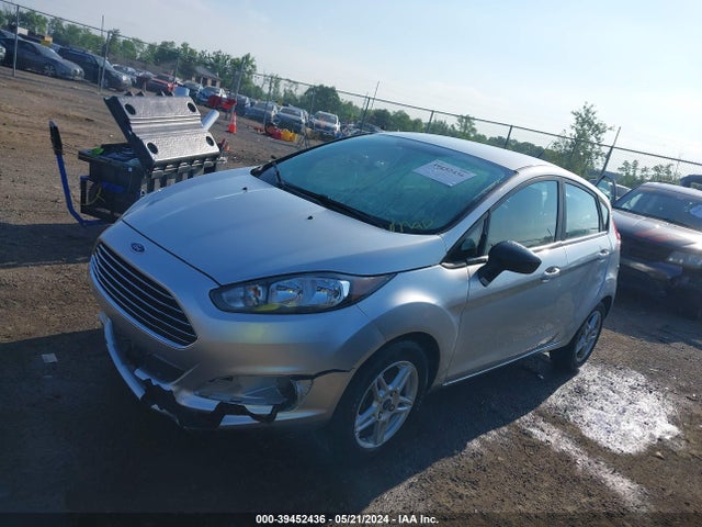 Ford FIESTA SE 2019 3FADP4EJ2KM162580 Image 2