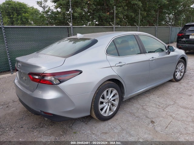 Toyota CAMRY LE 2024 4T1C11AK0RU206758 Image 4