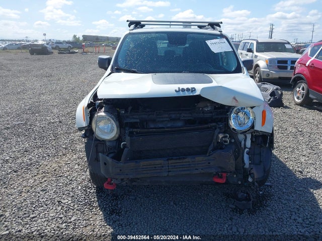 ZACCJBCT0FPB53390 Jeep Renegade Trailhawk