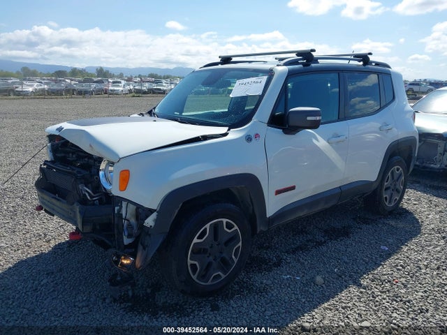 ZACCJBCT0FPB53390 Jeep Renegade Trailhawk