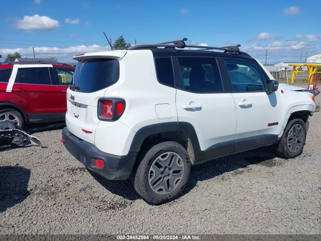 ZACCJBCT0FPB53390 Jeep Renegade Trailhawk