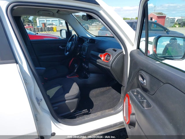 ZACCJBCT0FPB53390 Jeep Renegade Trailhawk