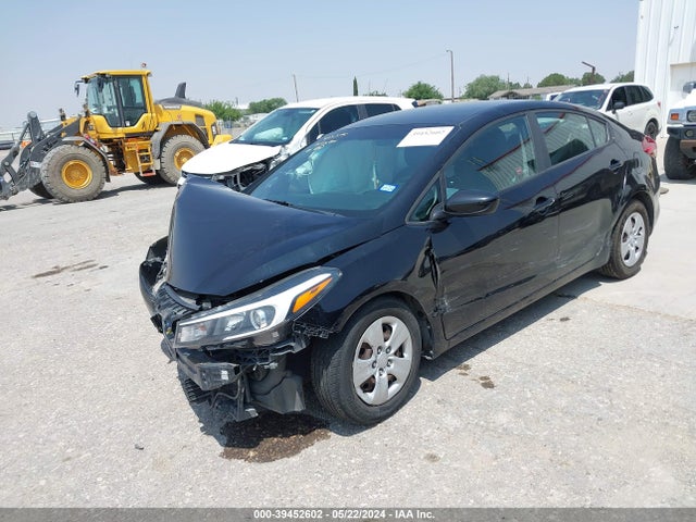 KIA FORTE LX 2018 3KPFL4A79JE176638 Image 2