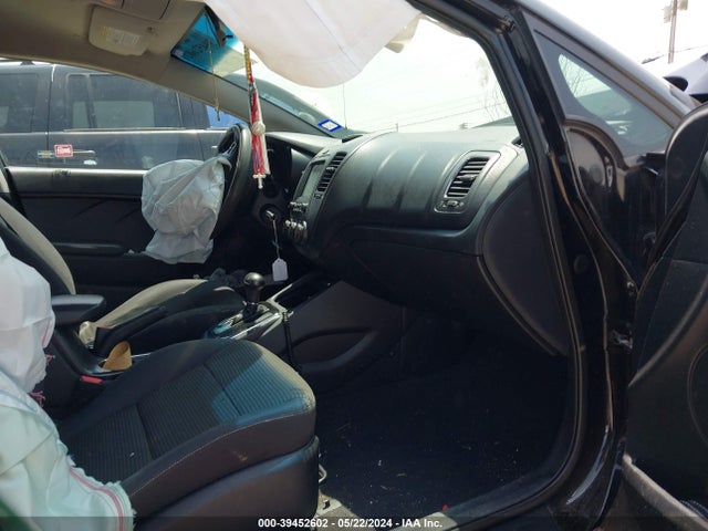 KIA FORTE LX 2018 3KPFL4A79JE176638 Image 5