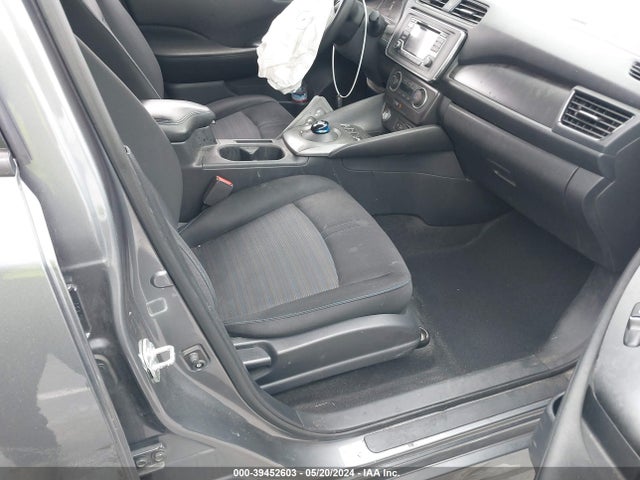 Nissan LEAF S 2019 1N4AZ1CP4KC305372 Image 5