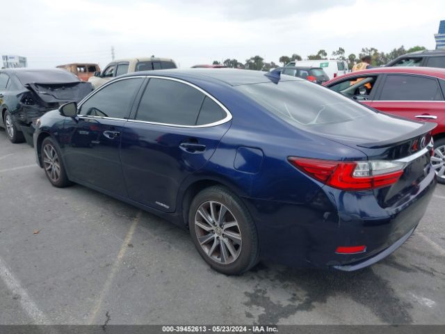 JTHBW1GG0G2117171 Lexus ES 300H
