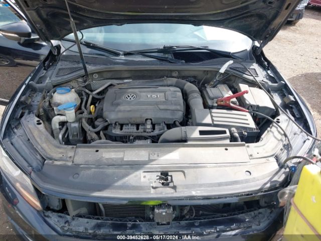 1VWAT7A39HC007260 Volkswagen Passat 1.8t S